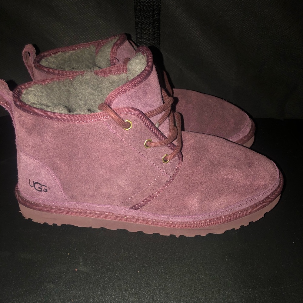 Men’s wine/purple tie up UGGS.